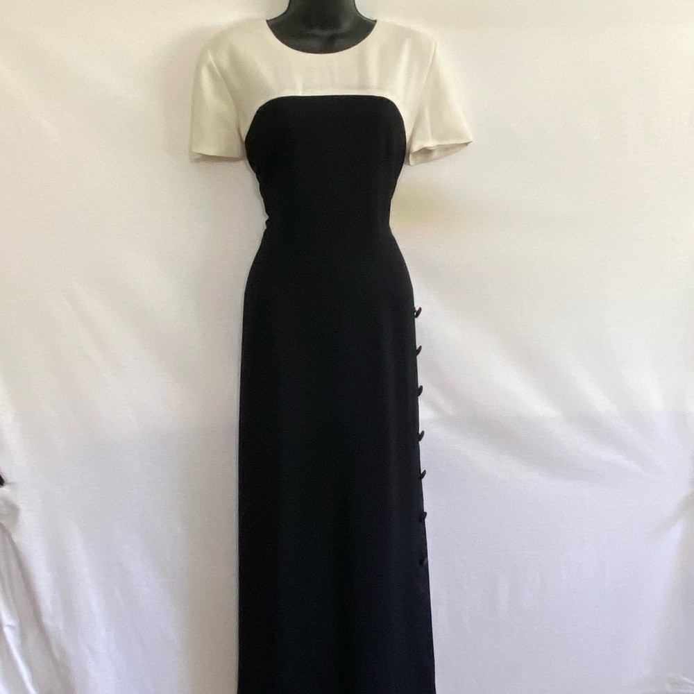 Maggy London Vintage Black & Cream Short Sleeve Maxi Dress